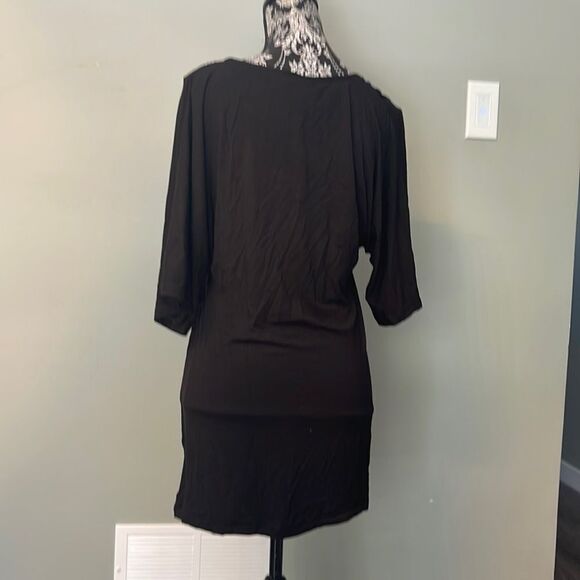 Trina Turk Beach Coverup NEW - Picture 2 of 3